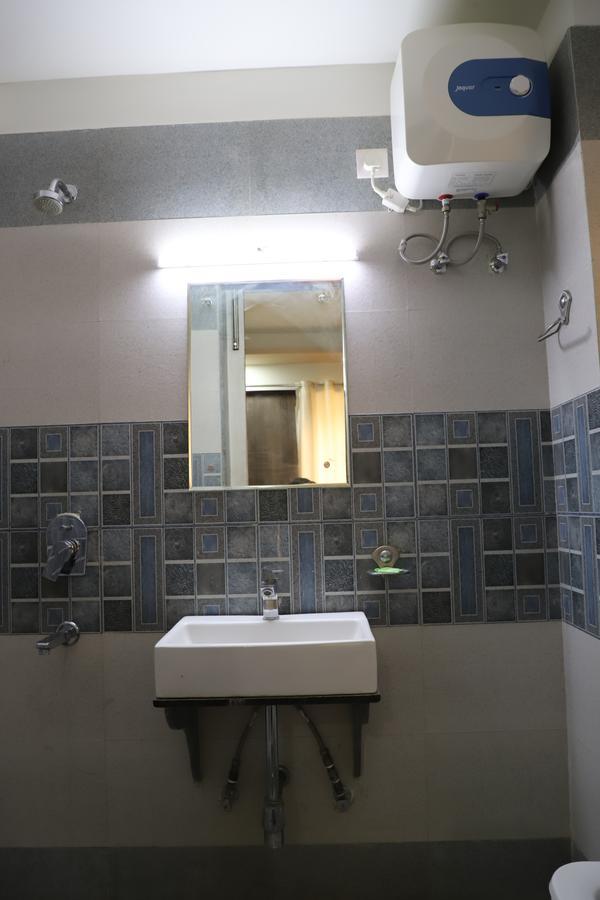 Braj Villas Vrindāvan Екстериор снимка